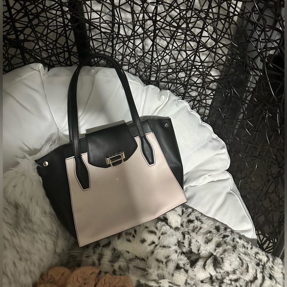 Nine West Handbags - nine west two toned bag
